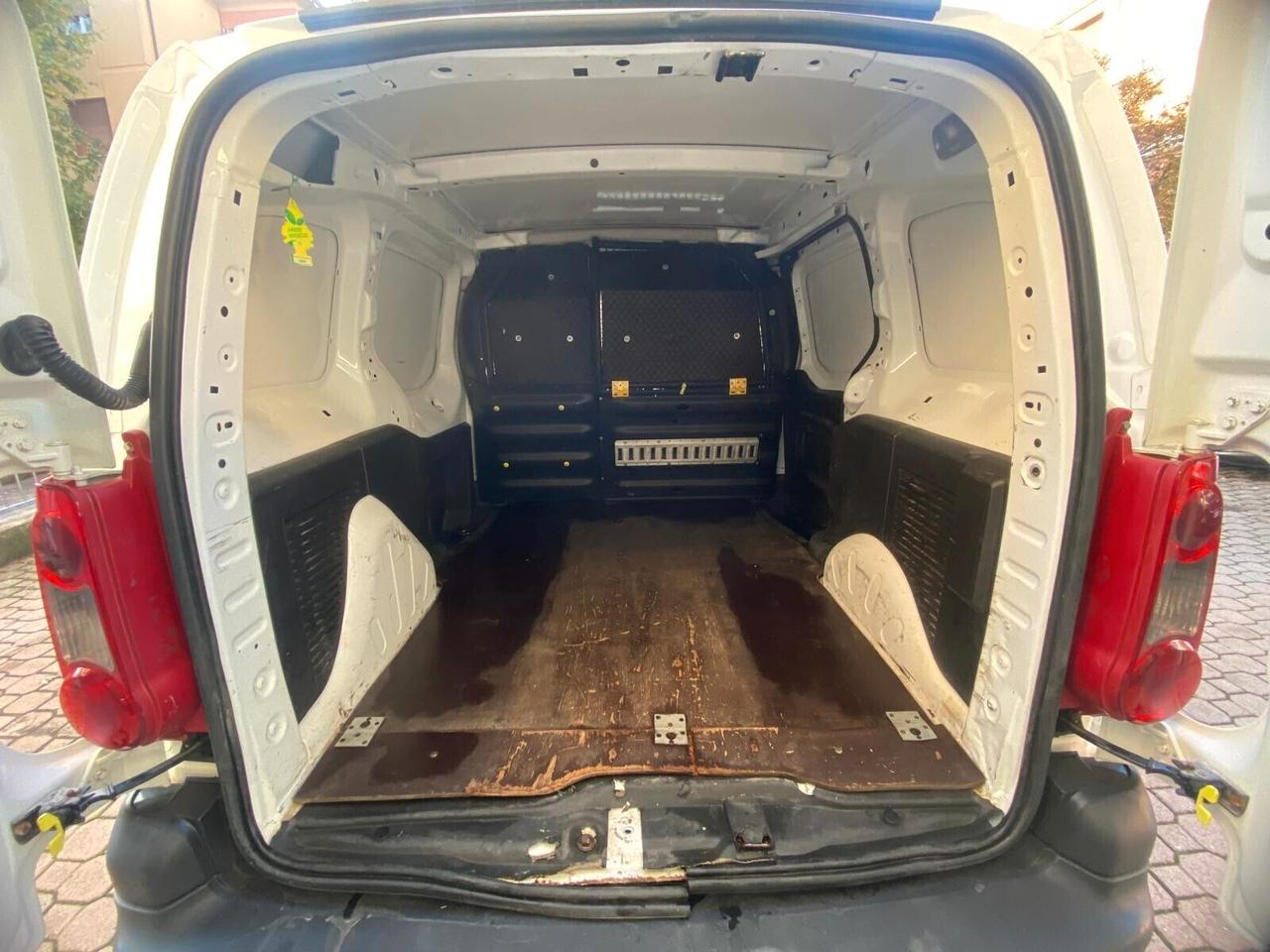 Peugeot Partener 1.6 75Cv 124.000KM AUTOCARRO