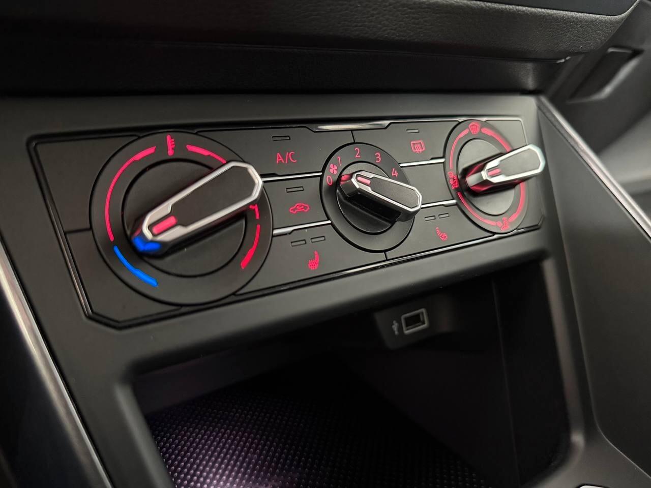 POLO 1.6 TDI 95CV MOD. R-LINE