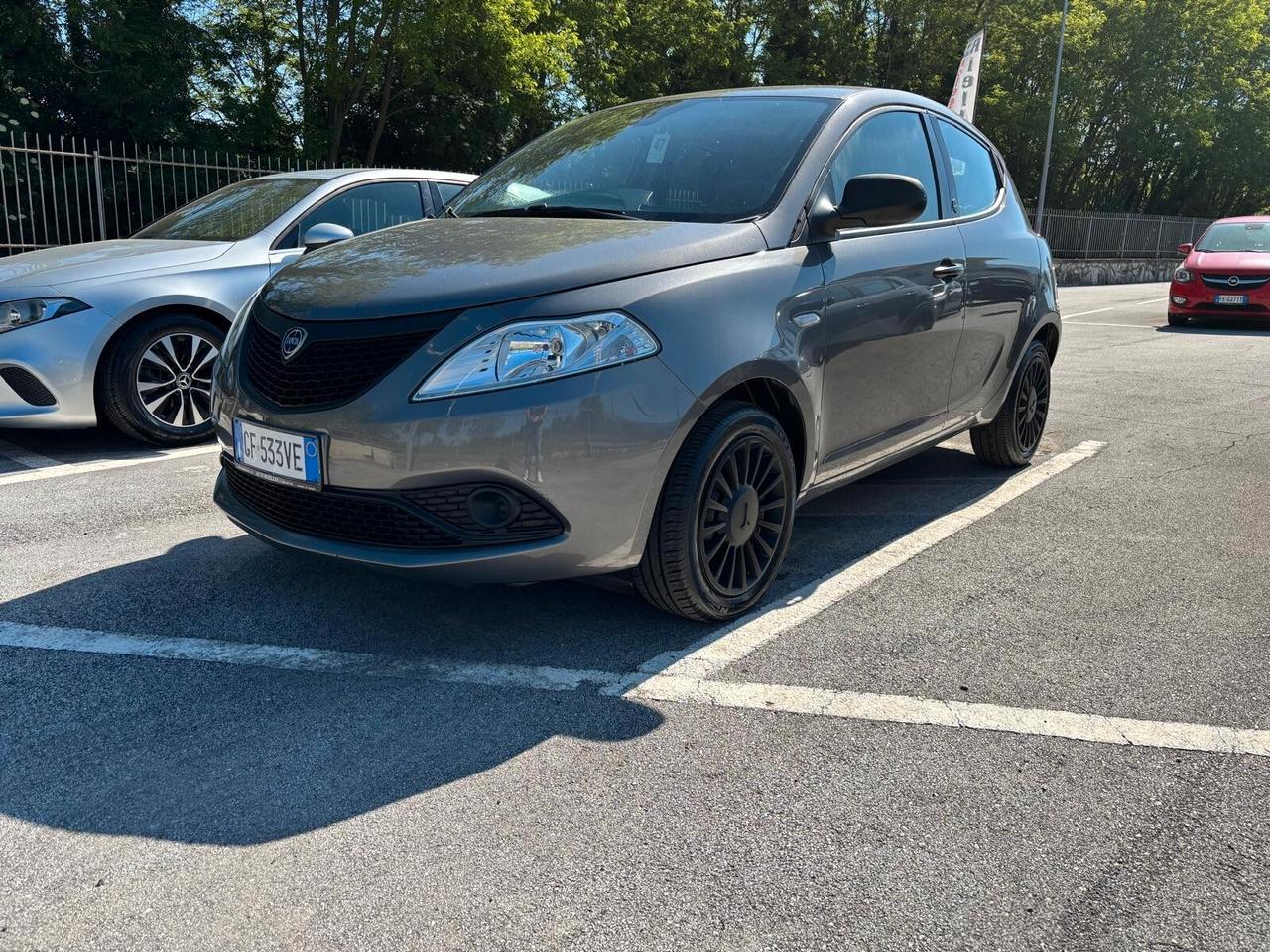 Lancia Ypsilon 1.0 FireFly Hybrid - 2021