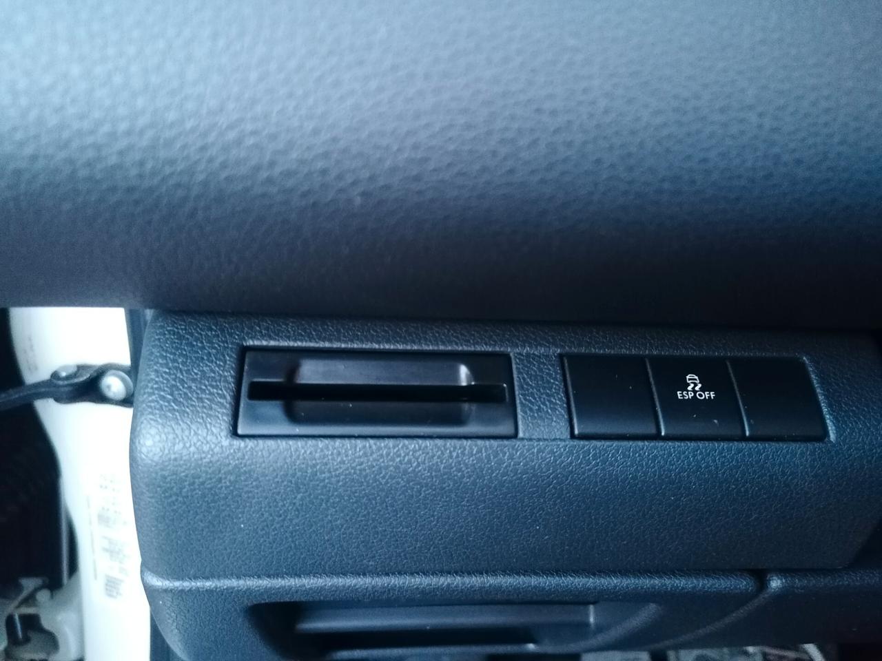 Peugeot 3008 1.6 HDi 110CV Tecno(full optional )