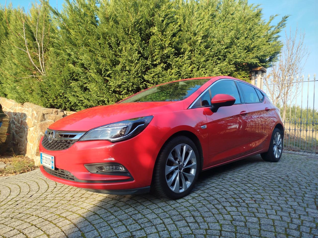 Opel Astra 1.6 BiTurbo OPC Line