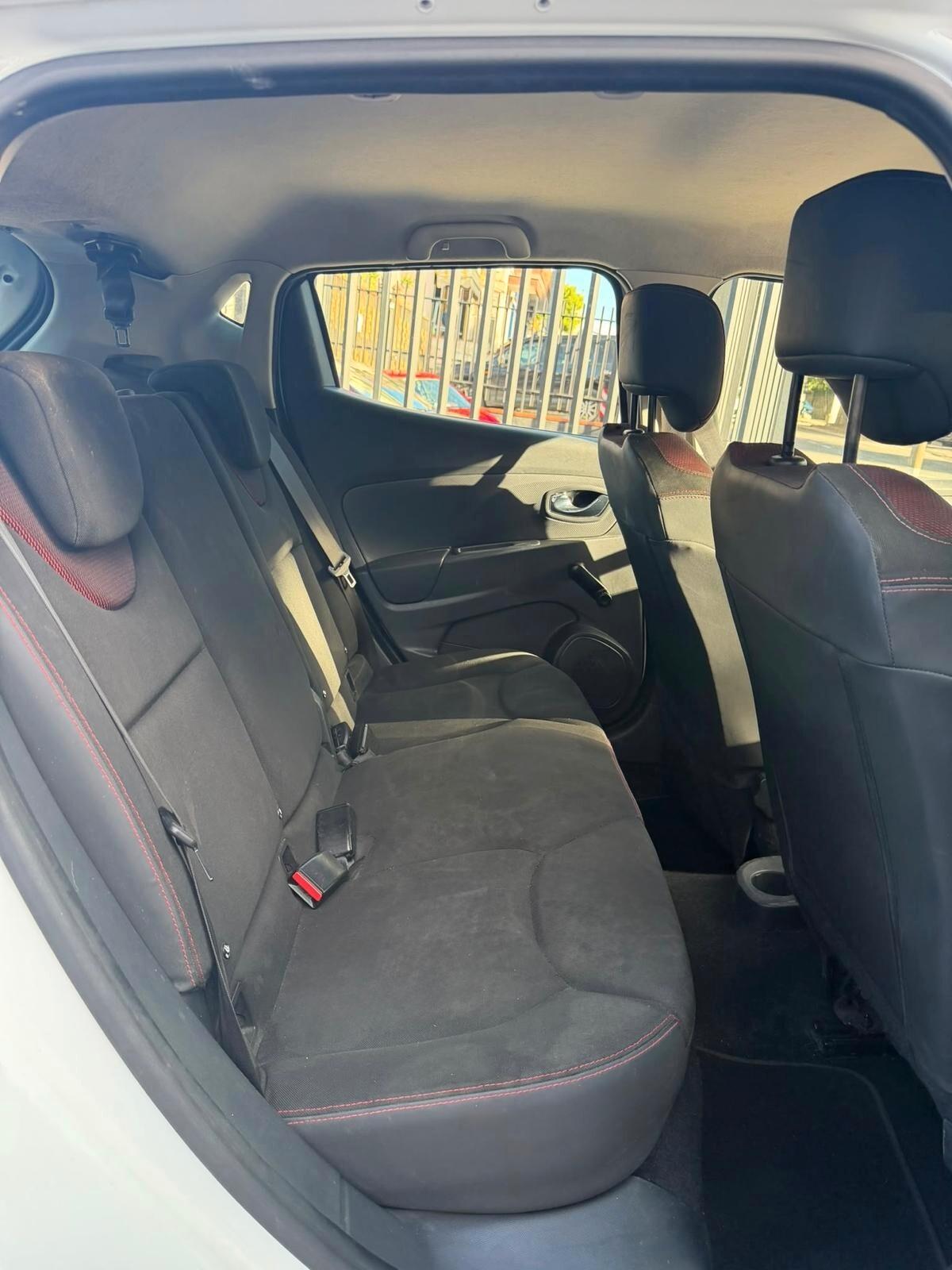 Renault Clio 1.2 75CV GPL 5 porte