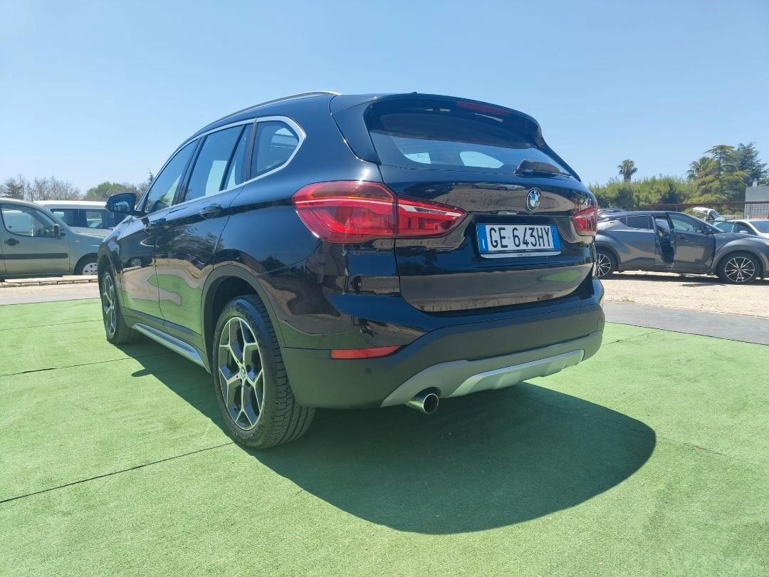 Bmw X1 sDrive18d xLine