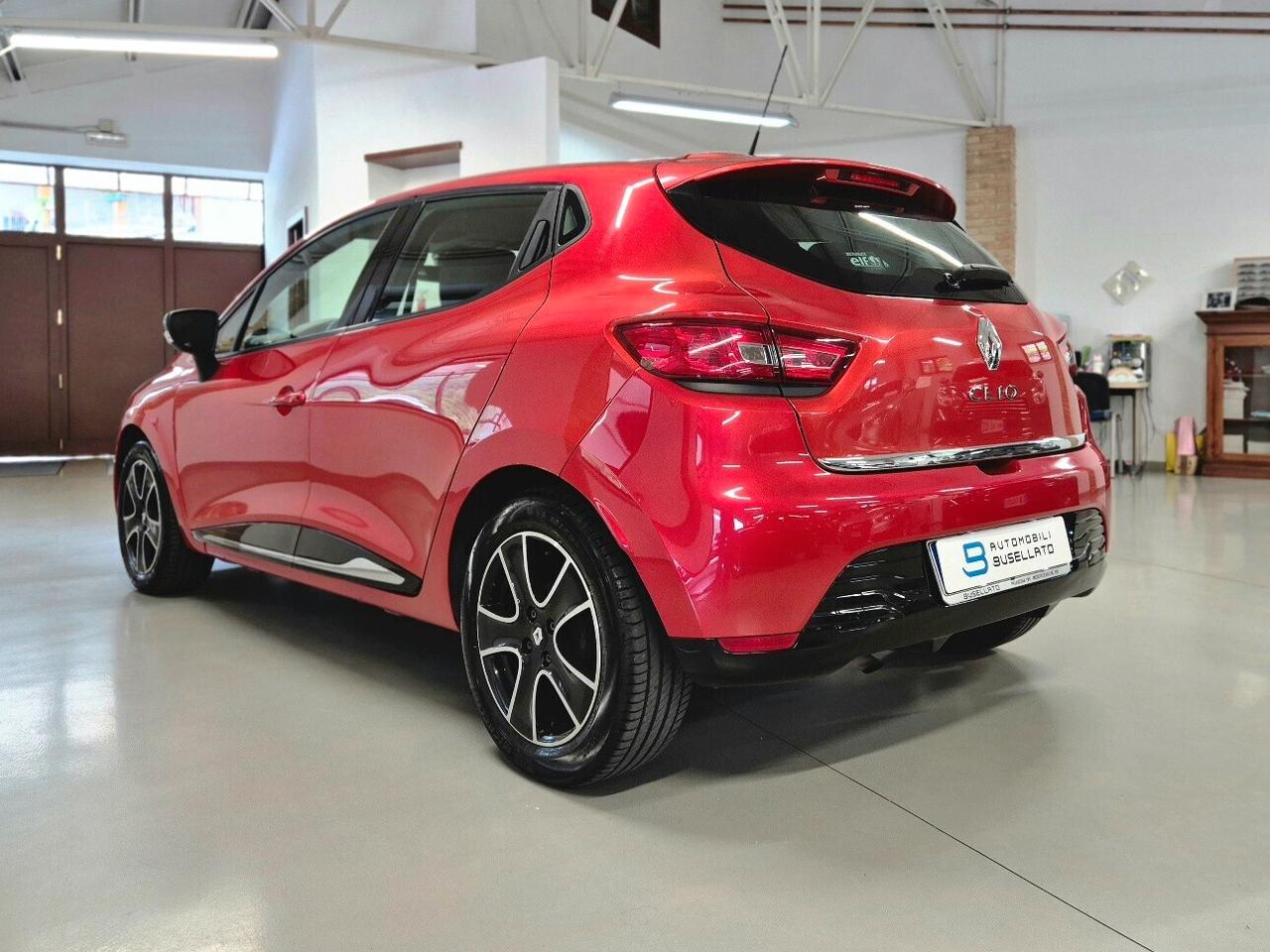 Renault Clio 1.2 75CV 5 porte Live ** NEOPATENTATI**