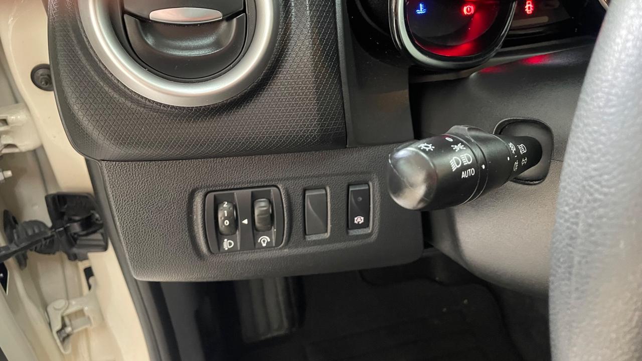 Renault Clio TCe 12V 90 CV Start&Stop 5 porte Energy Duel