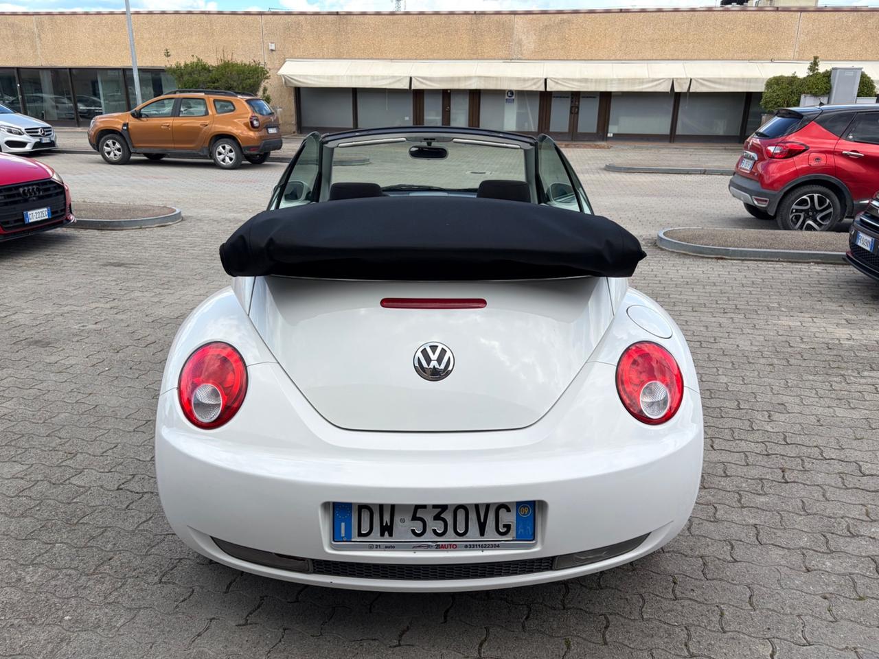 Volkswagen New Beetle 1.4 16V Cabrio