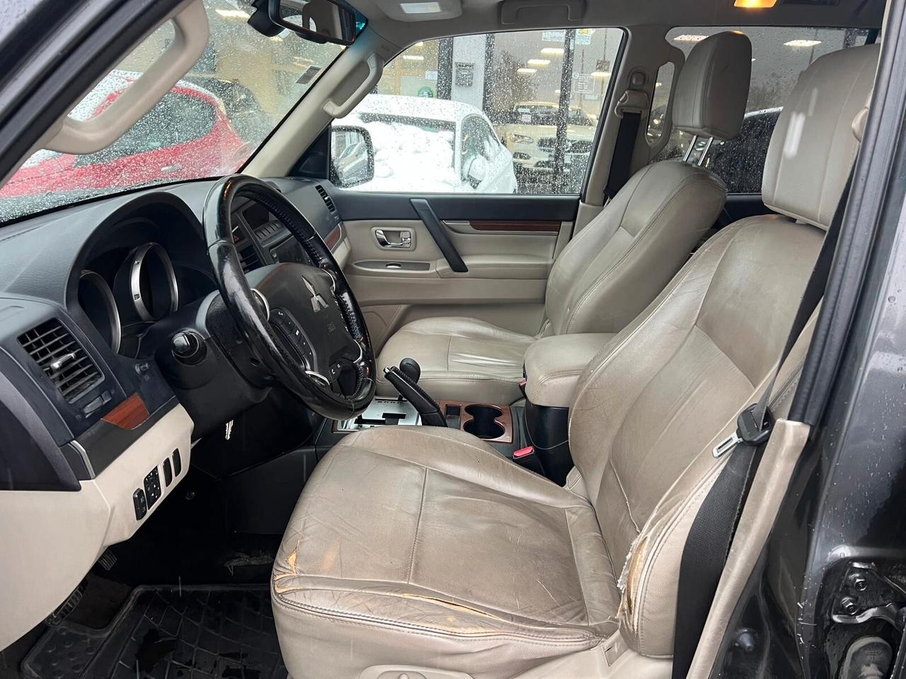 Mitsubishi Pajero 3.2 DI-D 16V aut. 5p. Instyle DPF