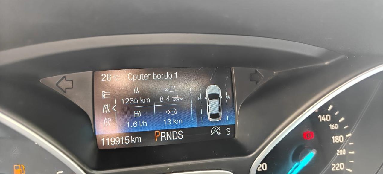 Ford Kuga 2.0 tdci Titanium Business s&s awd 150cv powershift
