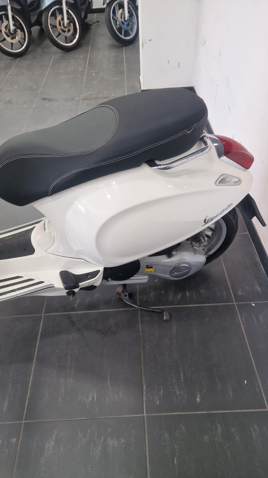 Piaggio Vespa 125 Sprint