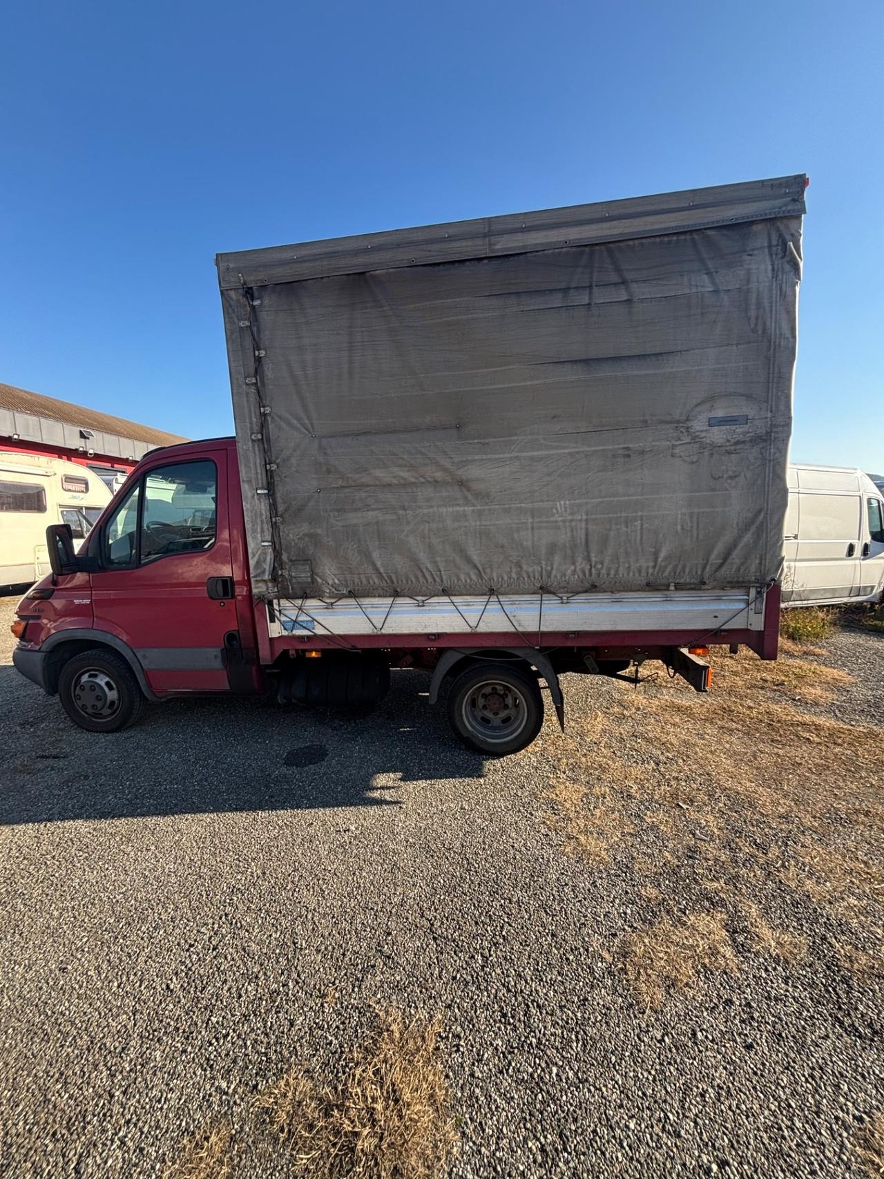 Daily Iveco centinato del 2001 in saldo 410