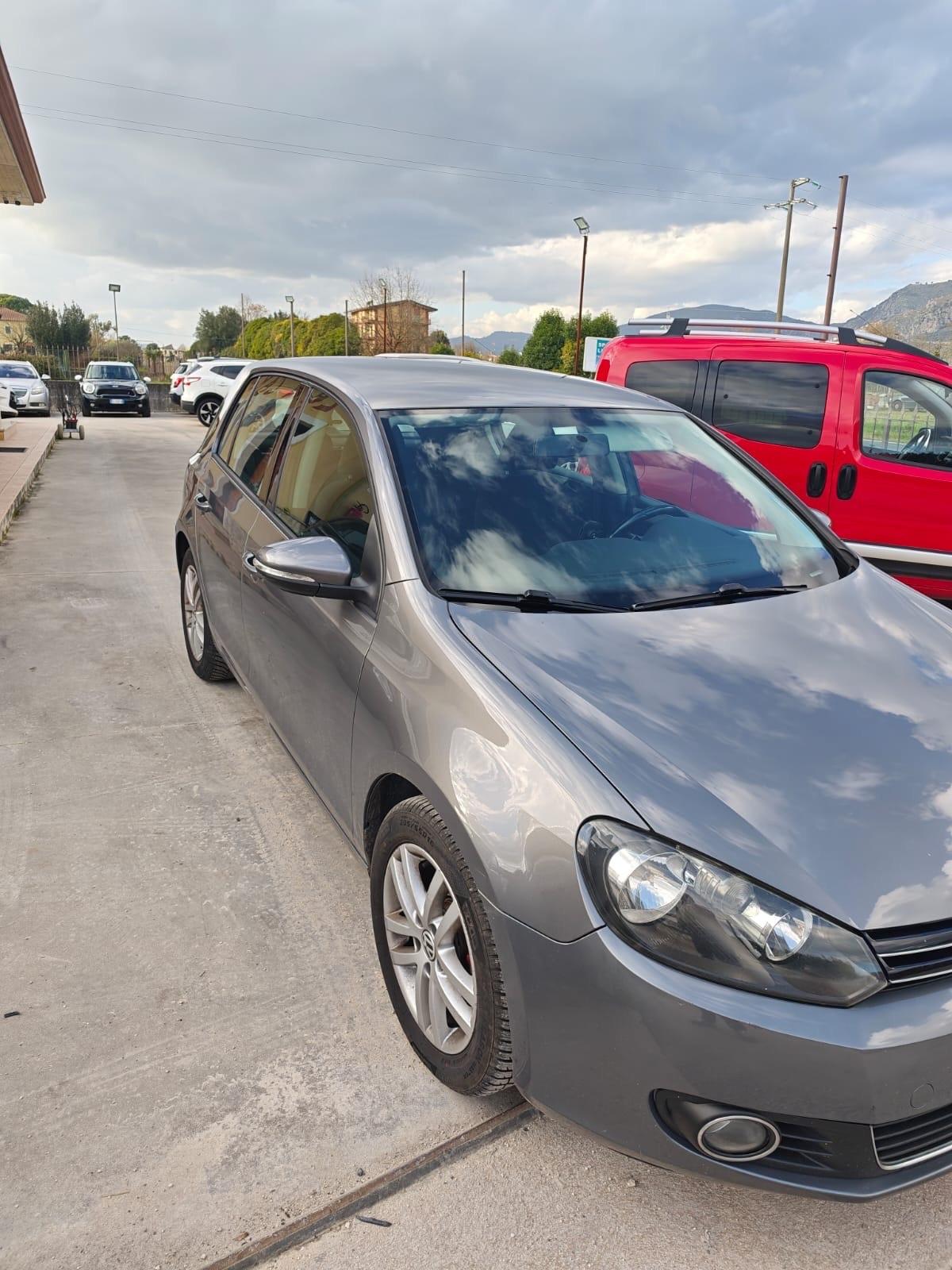 Volkswagen Golf 1.6 TDI DSG 5p. Comfortline