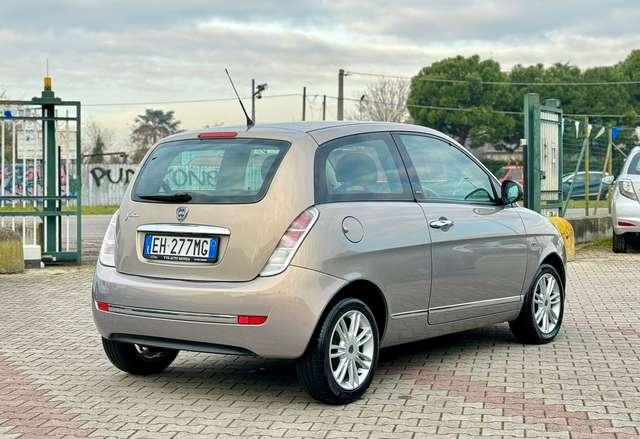 Lancia Ypsilon 1.2 8v Platinum 69cv Neopatentati