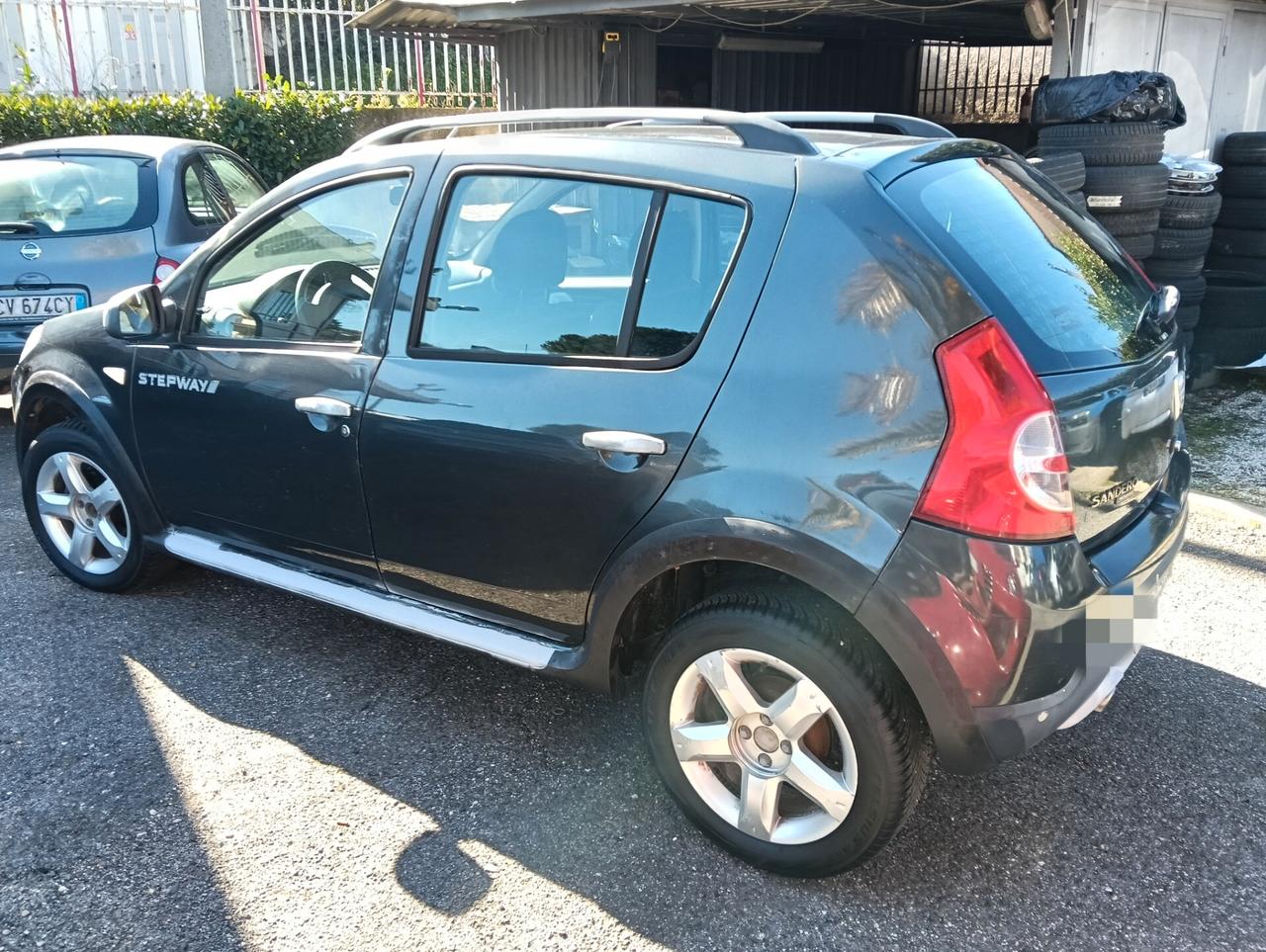 Dacia Sandero 1.6 8V Lauréate