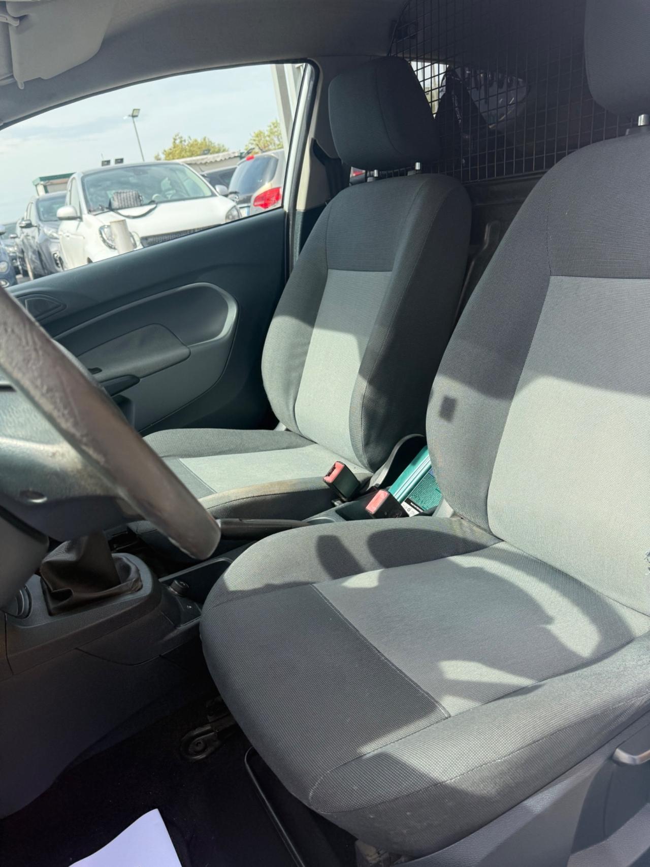 Ford Fiesta 1.4 TDCi 70CV 3 porte Van