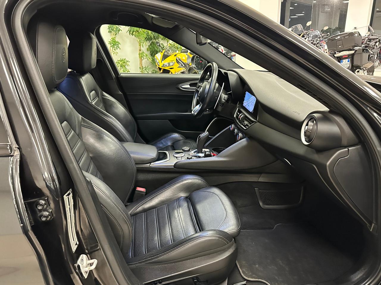 Alfa Romeo Giulia 2.2 Turbod 210 CV AT8 Q4 Veloce 2020