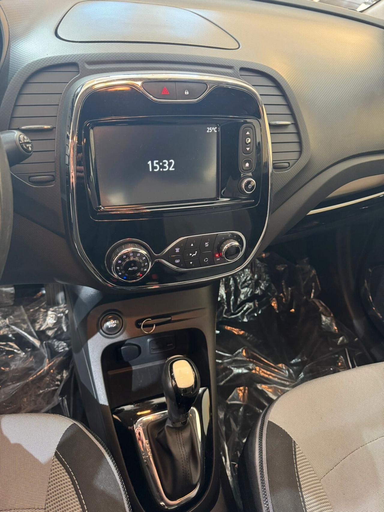 Renault Captur 1.5 dCi 8V 90 CV EDC Energy R-Link