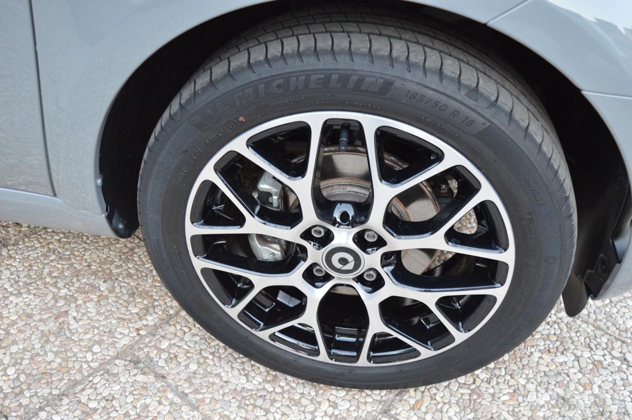 Smart ForTwo EQ Racingrey (22kW)