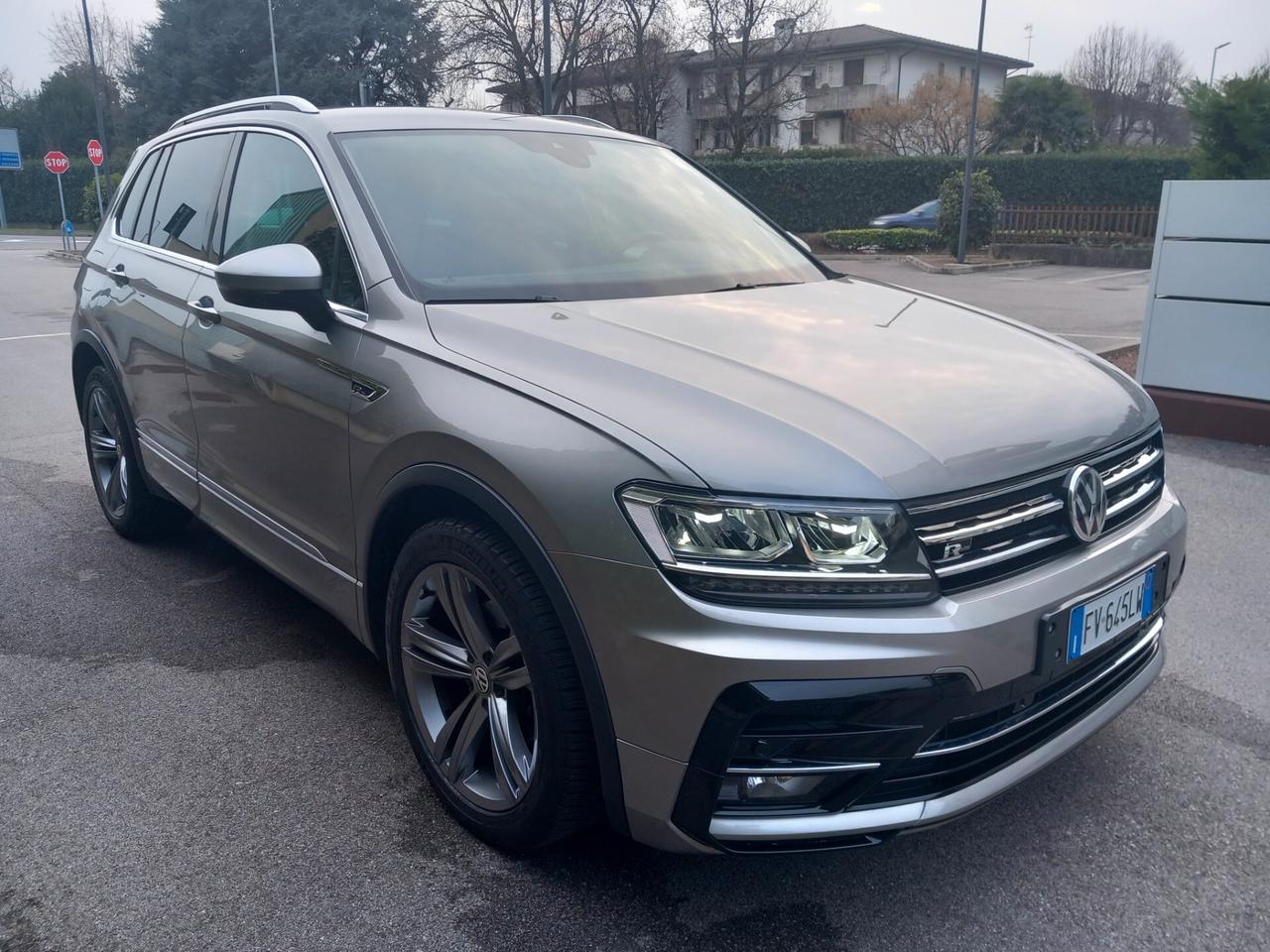 Vw Tiguan 1.5 Tsi 150 cv R line DSG tua a € 312 mese