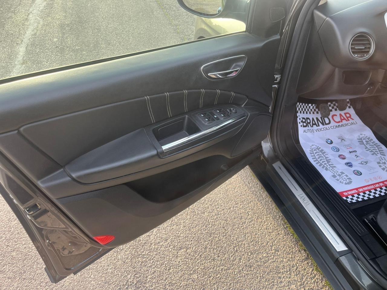 Lancia Delta 1.6 MJT Oro - 2011