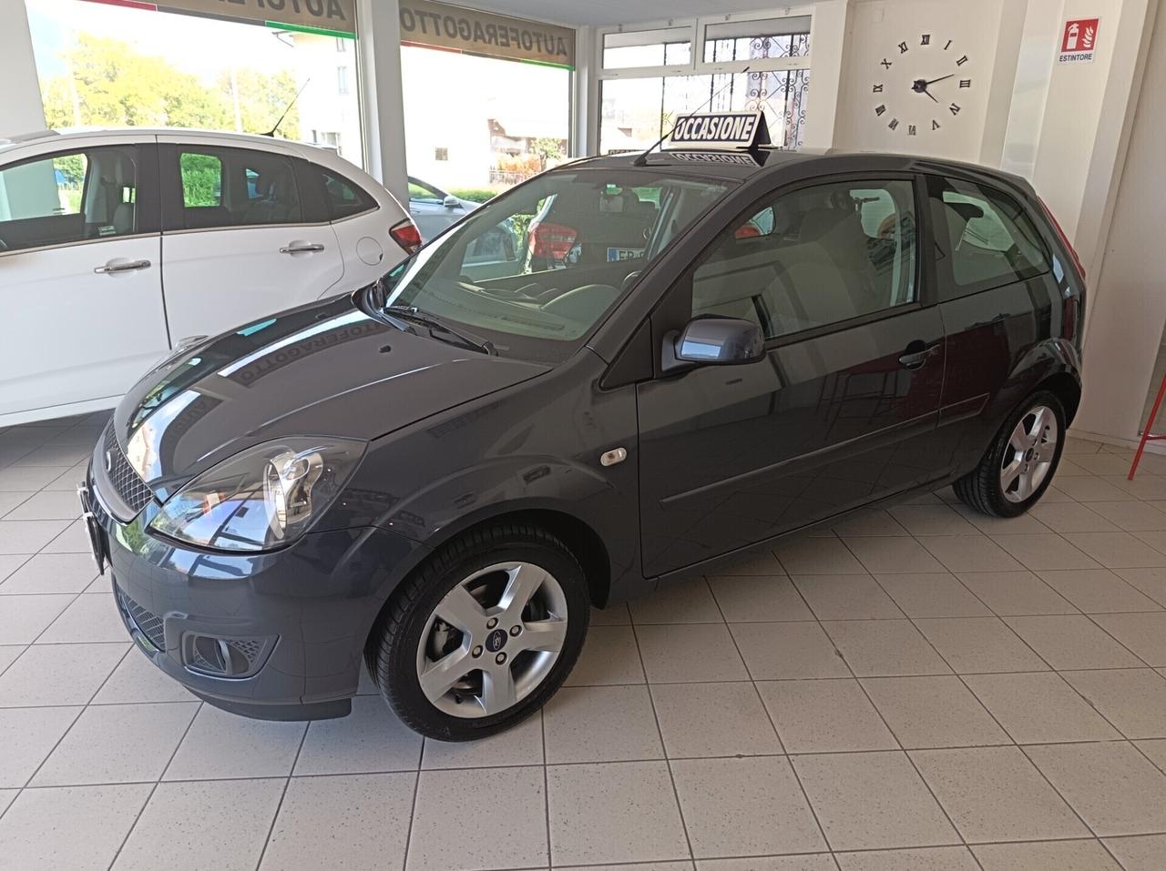 Ford Fiesta 1.4 TDCi 3p. Ghia 127000km