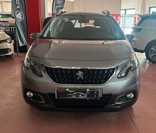 Peugeot 2008 Serie4 Benzina 1200 CV 110 Km 27.850 X NEOPATENTATI garanzia 12 mesi