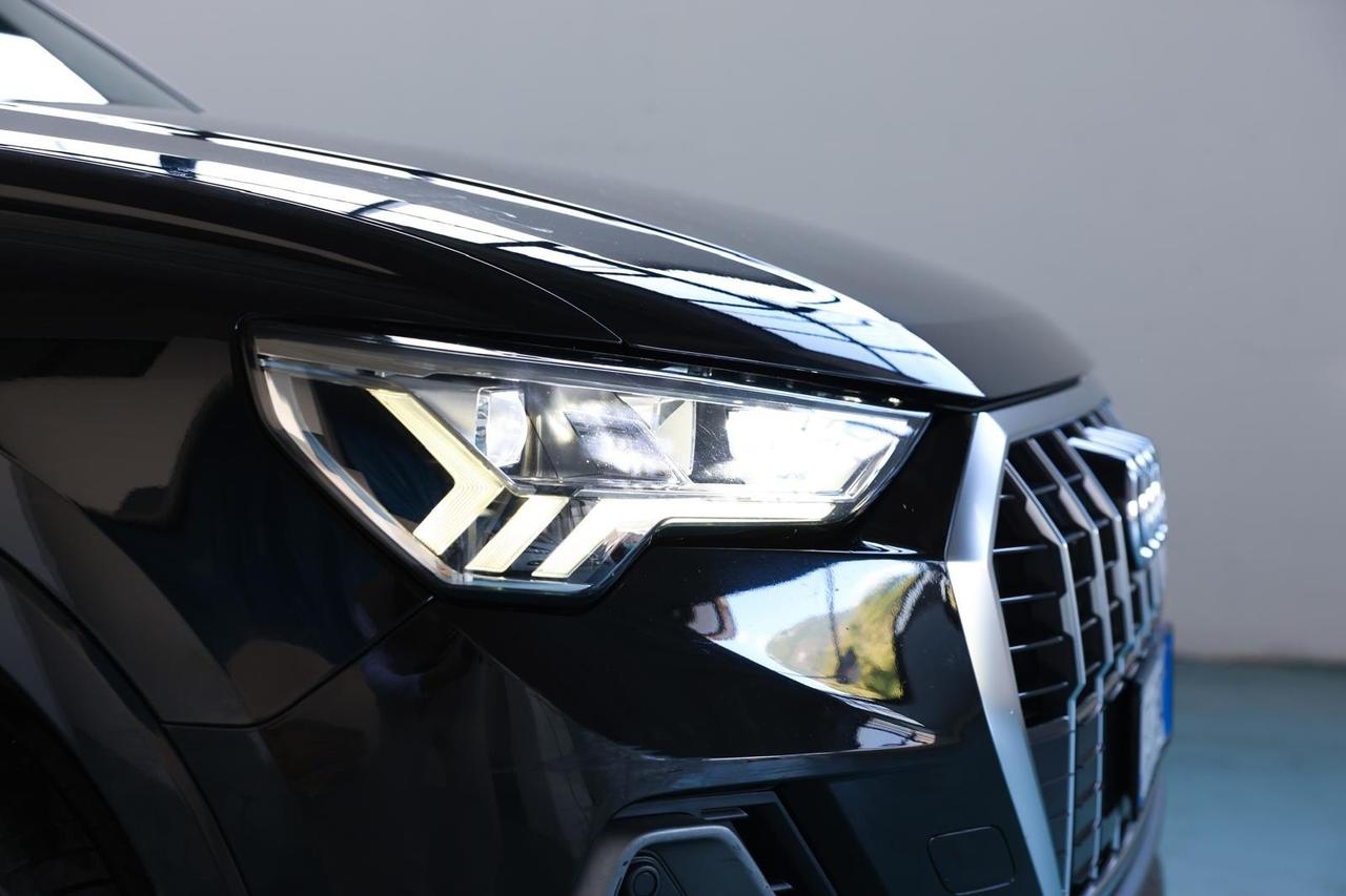 Audi Q3 2.0 TDI 150 CV S line Edition