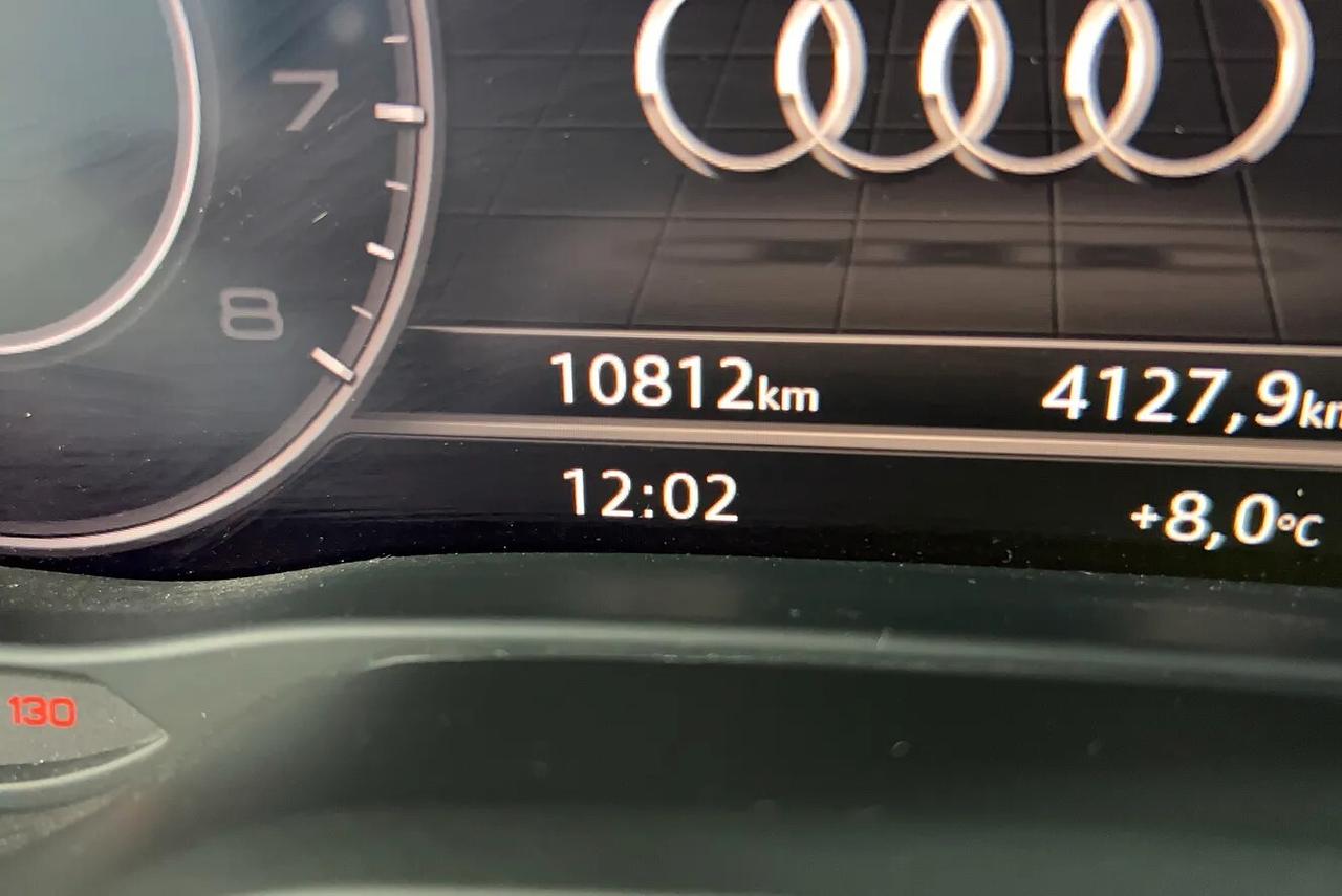 Audi Q2 30 TFSI Business