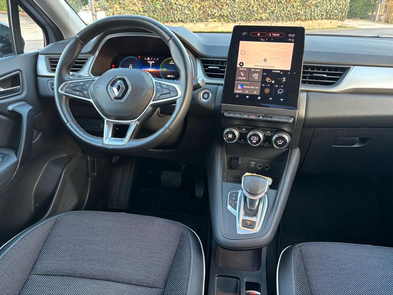 Renault Captur Plug-in Hybrid E-Tech 160 CV Initiale Paris