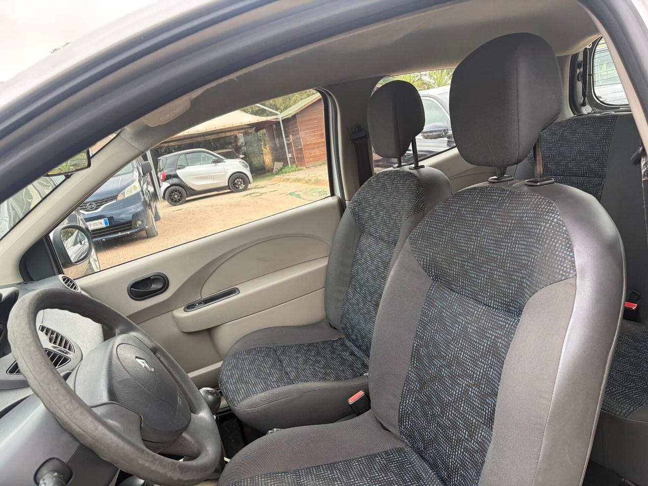 RENAULT TWINGO 1.2 58CV ADATTA NEOPATENTATI