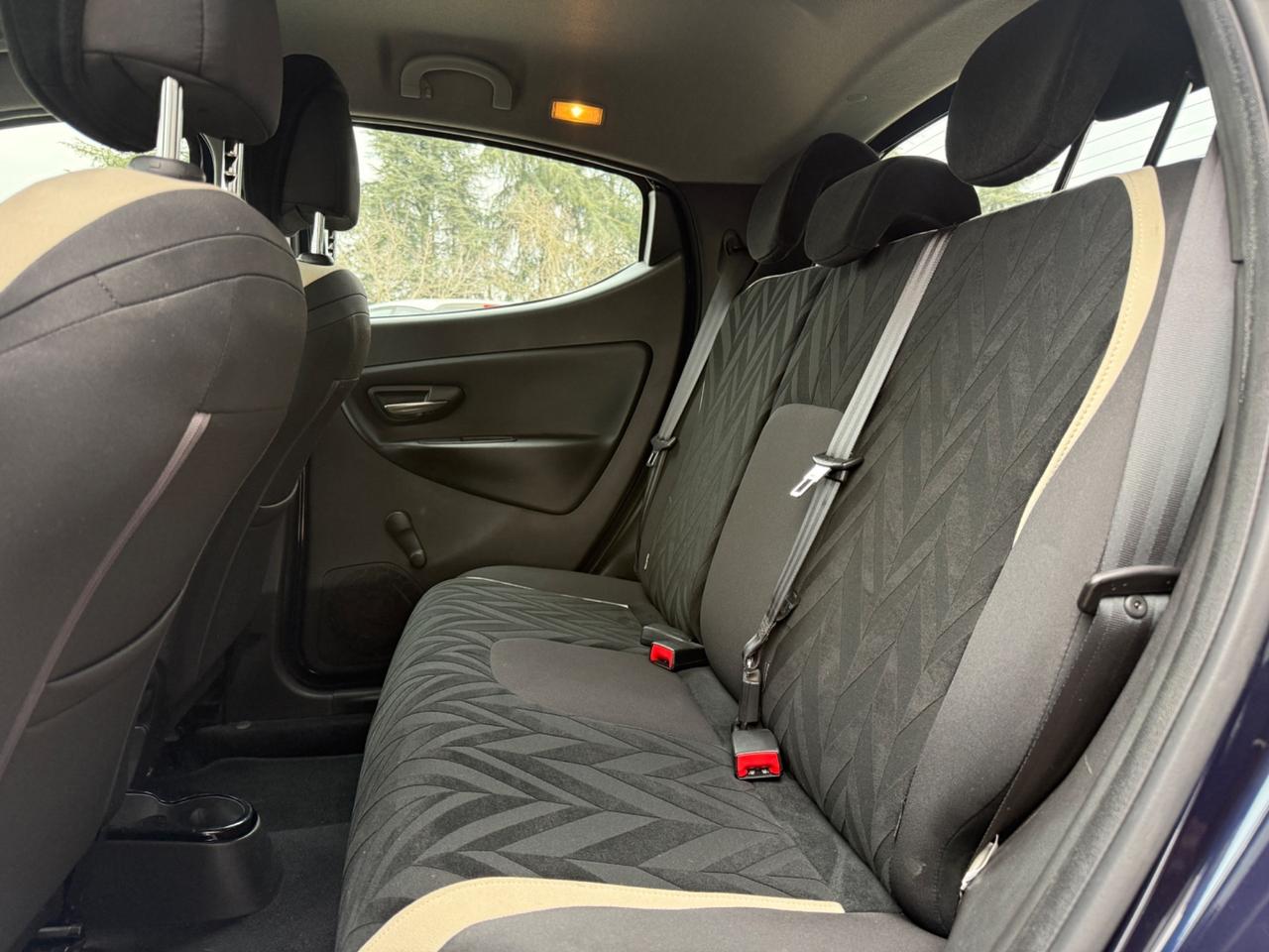 Lancia Ypsilon 1.2 69 CV 5 porte GPL Ecochic Gold