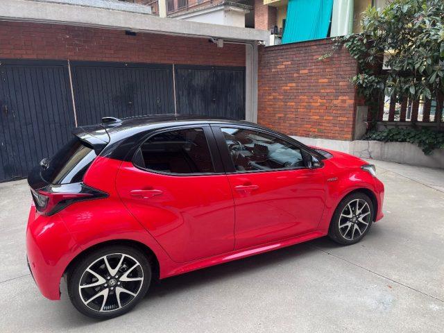 TOYOTA Yaris 1.5 Hybrid 5 porte Lounge come nuova