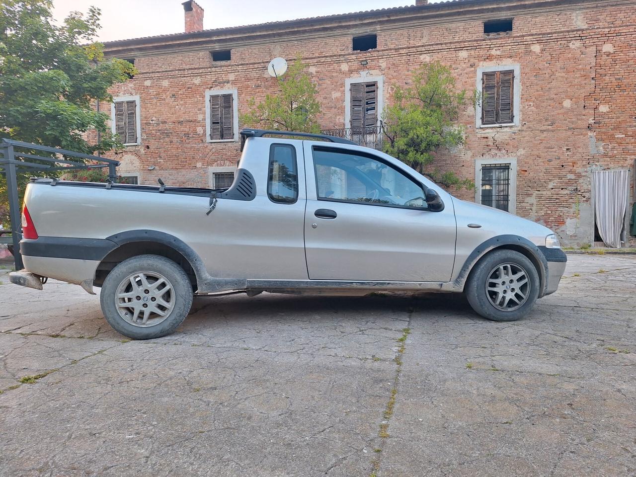 Fiat Strada 1.9 diesel Pick-up