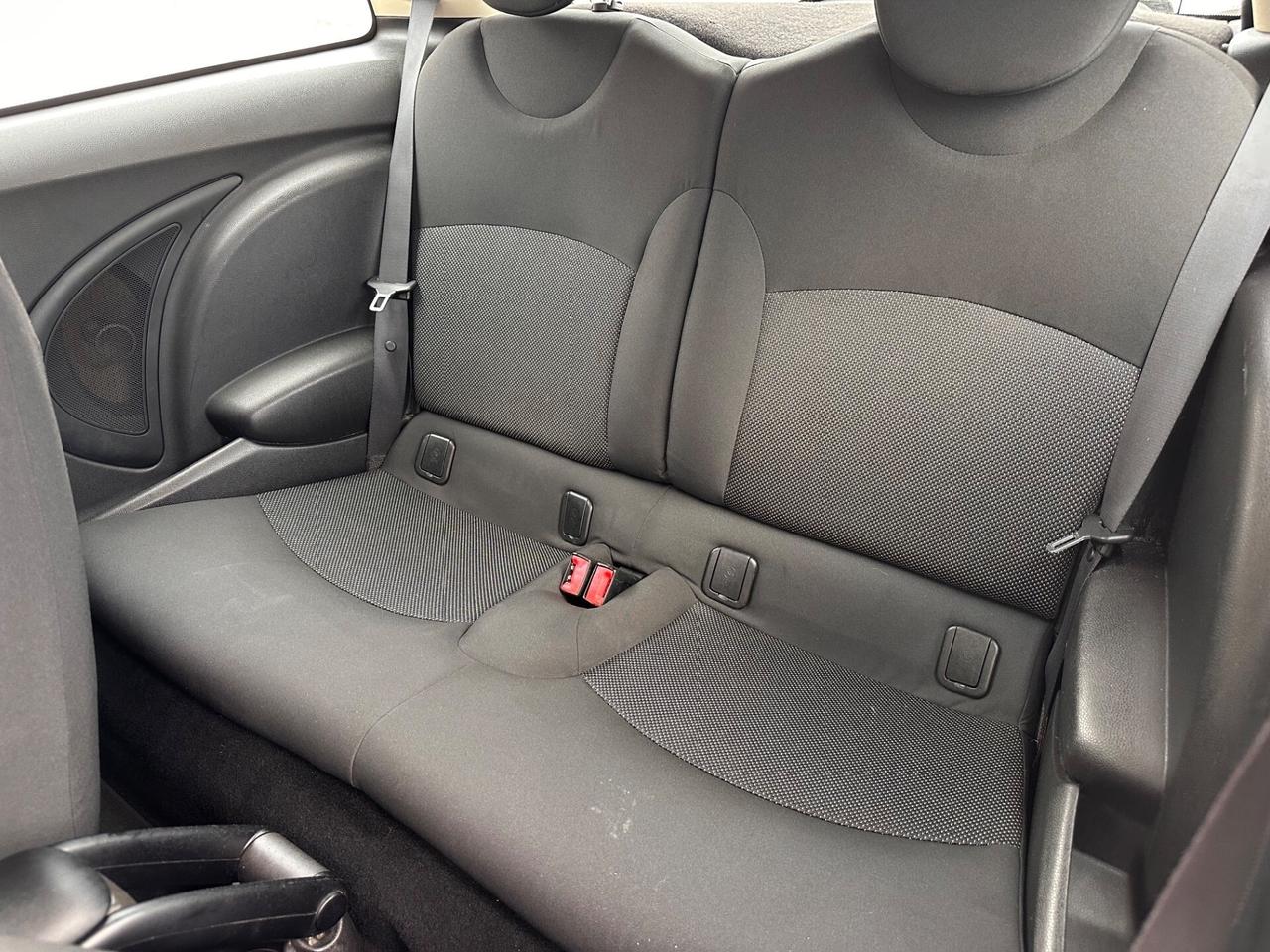 Mini Cooper D 2012 1.6 Diesel 111CV Cooper D