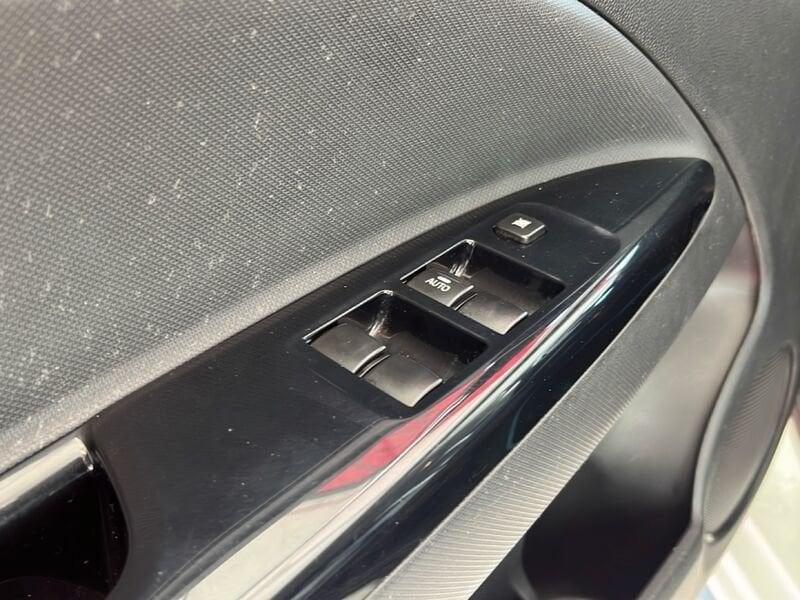 Mitsubishi Space Star 1.0 Invite