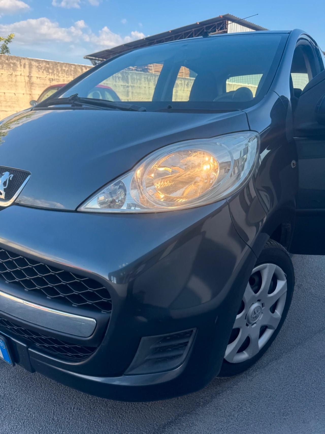 Peugeot 107 1.0 68CV 5p. Sweet Years