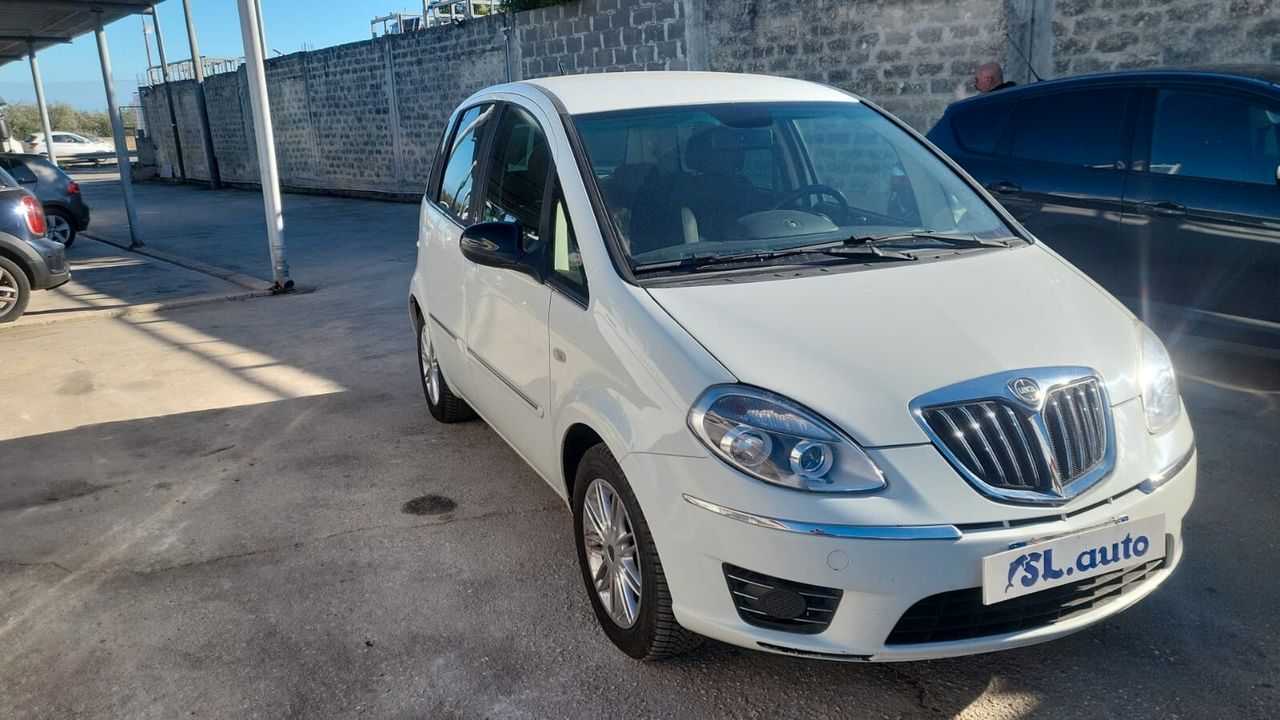 Lancia Musa 2012 photo 3