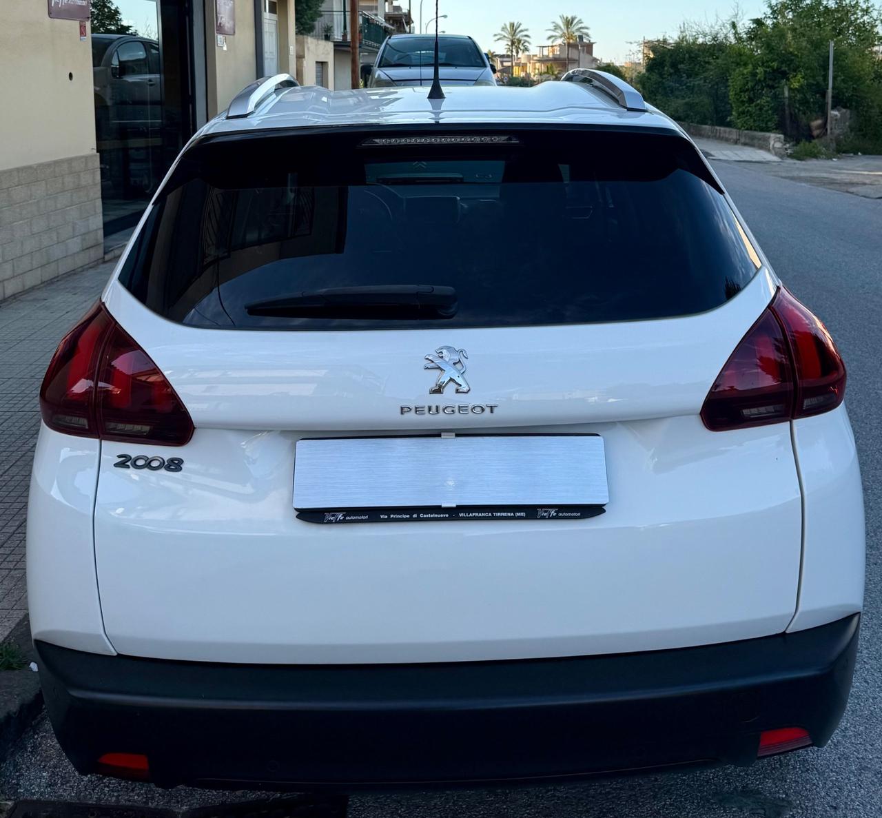 Peugeot 2008 BlueHDi 100 Active