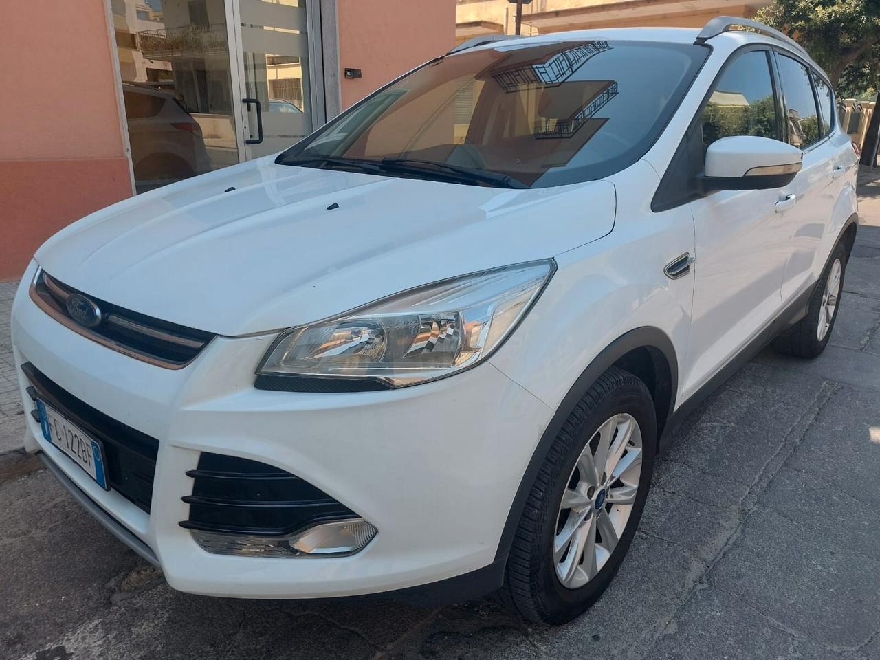 Ford Kuga TDCI 120 CV Titanium *PELLE *CAMERA