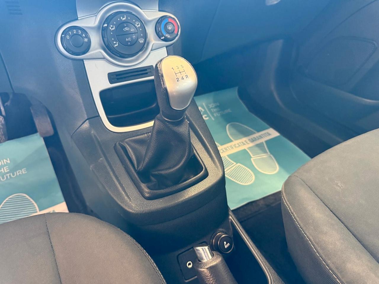 Ford Fiesta 1.4 TDCi 5p. Titanium