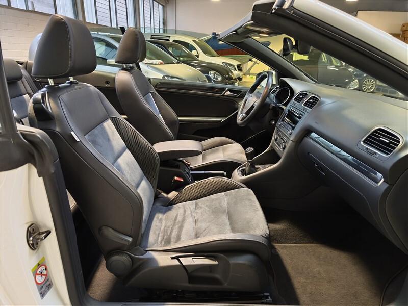 Volkswagen Golf Cabriolet 1.6 TDI DPF 3p. Highline