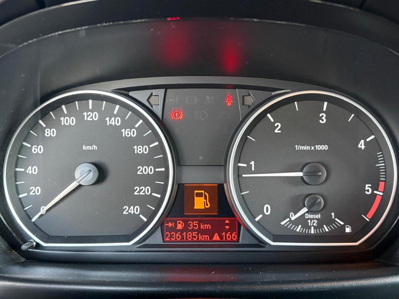 BMW 116 d 5p 2.0 Attiva 116cv dpf