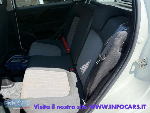 FIAT Punto 1.3 Multijet 95 CV Street