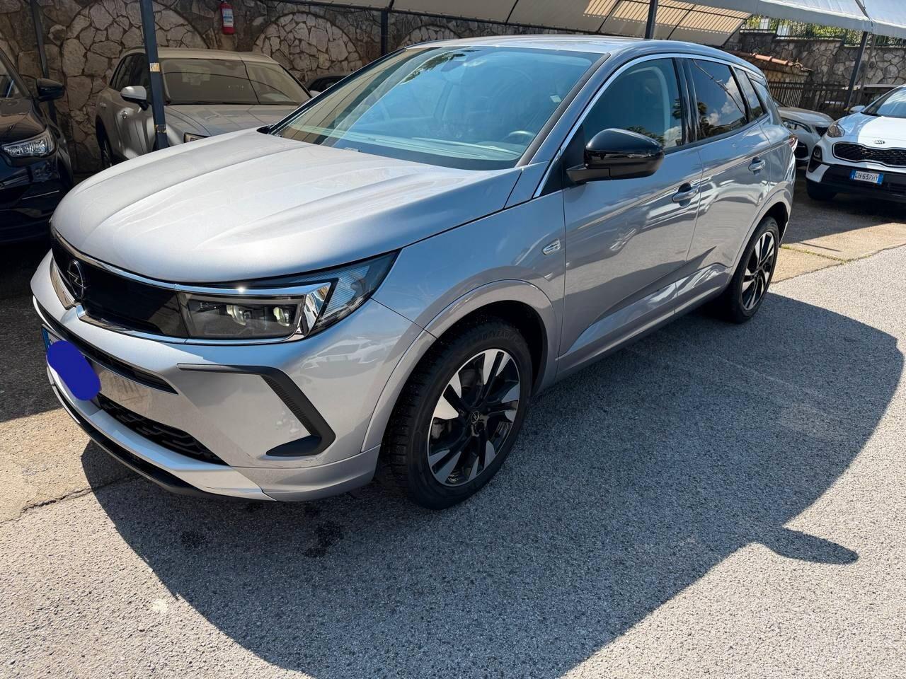 Opel Grandland 2022 1.5 130 AT8 Business Elegance