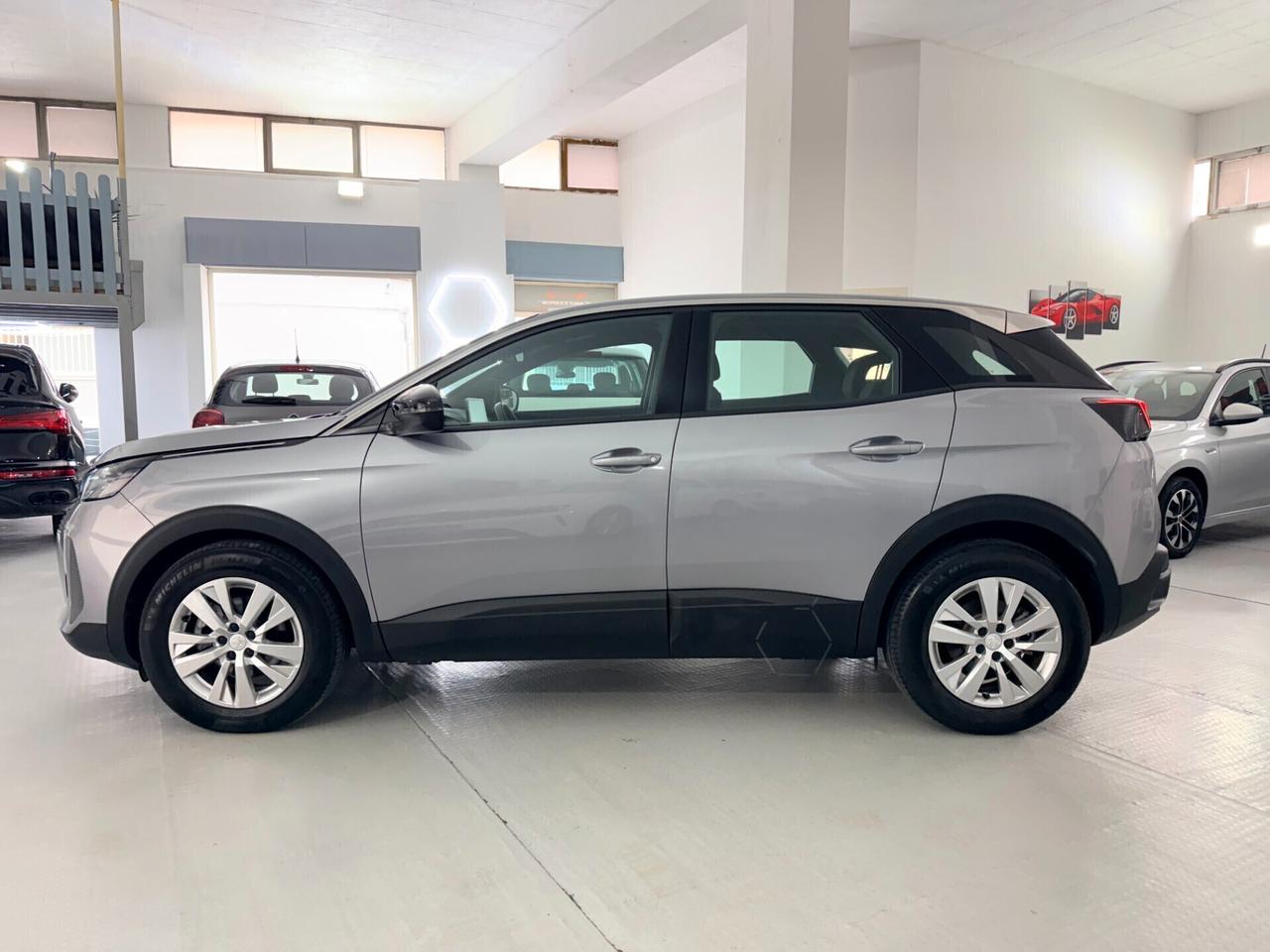 Peugeot 3008 BlueHDi 130 Aziendale EAT8 Active Pack