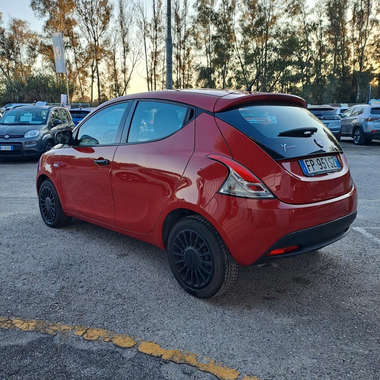 Lancia Ypsilon 1.2 Bz/Gpl 69Cv Ecochic Elefantino Blu