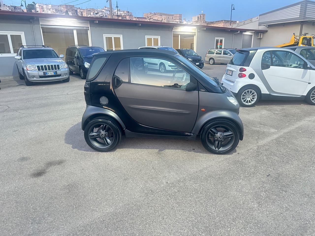 Smart ForTwo 700 coupé pure (37 kW)
