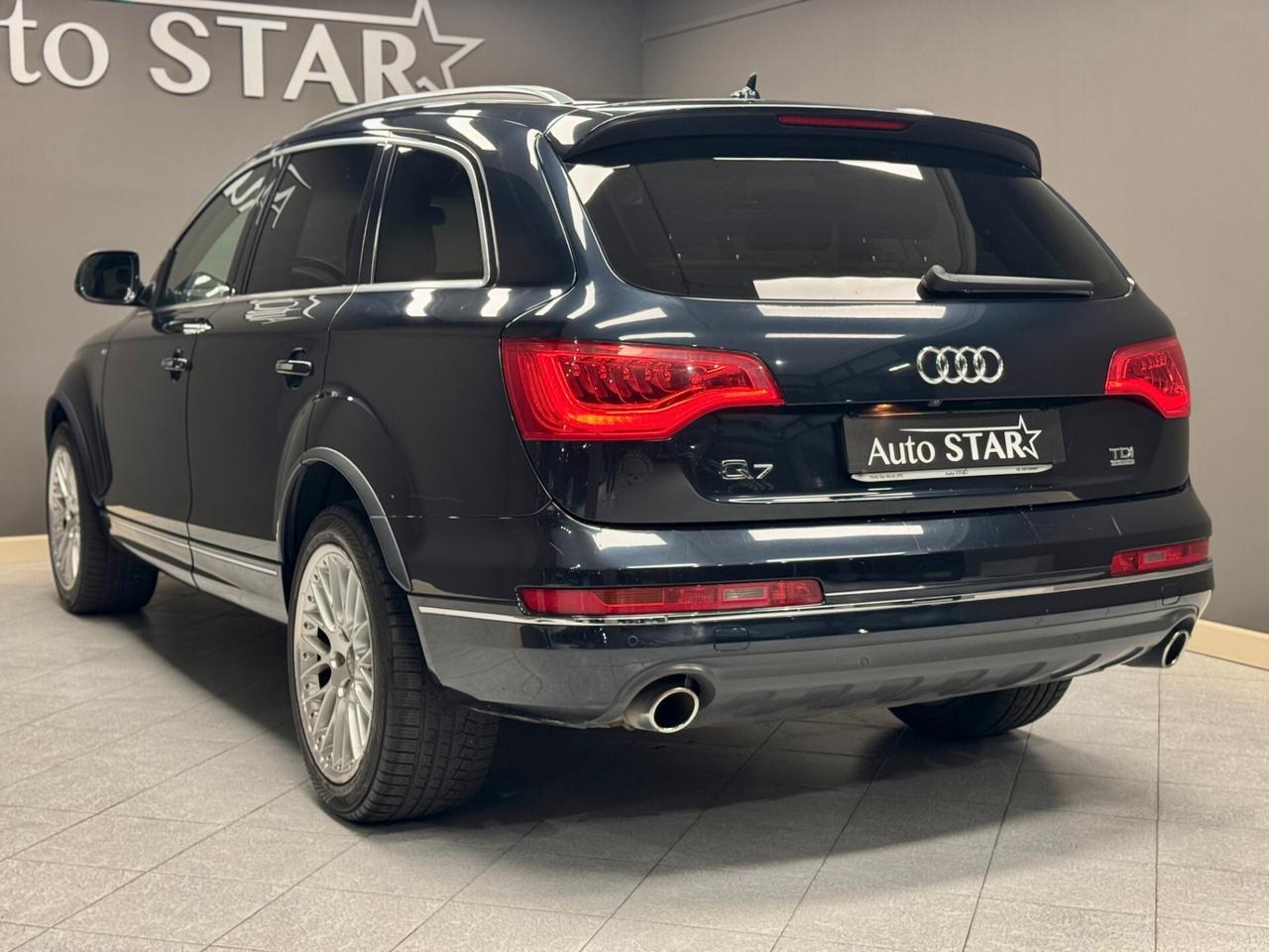 Audi Q7 3.0 V6 TDI 240 CV quattro tiptronic 7 POSTI