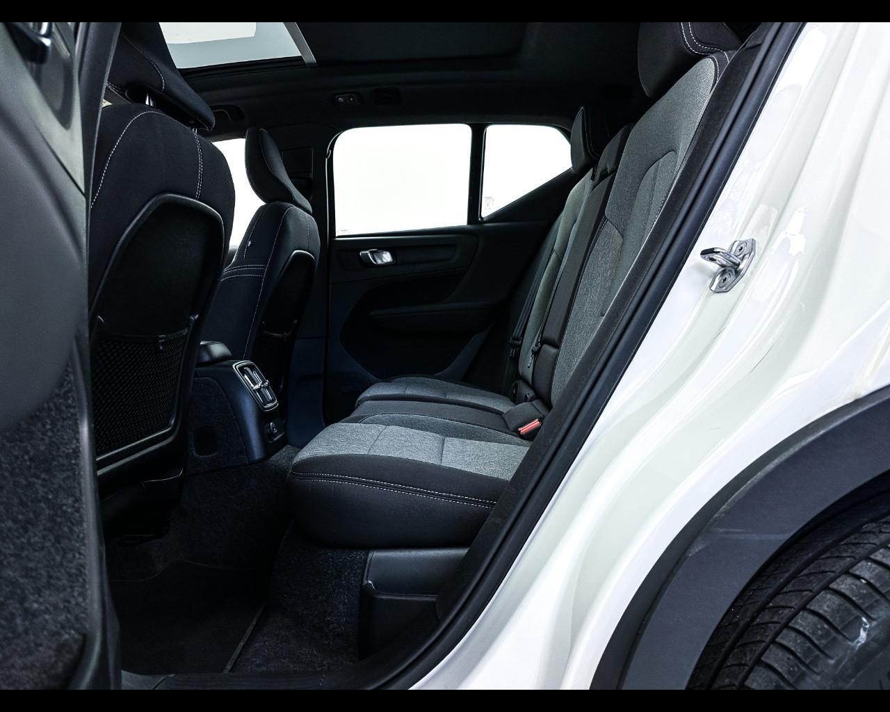 VOLVO XC40 T5 Recharge Plug-in Hybrid Inscription Expression