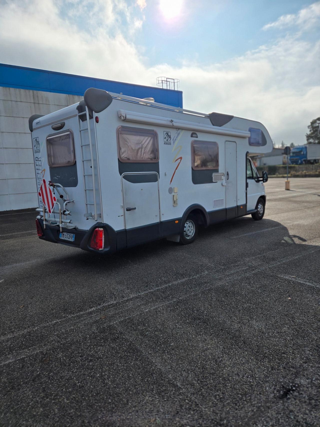 Fiat Ducato 2.8 diesel alesstimento Knaus