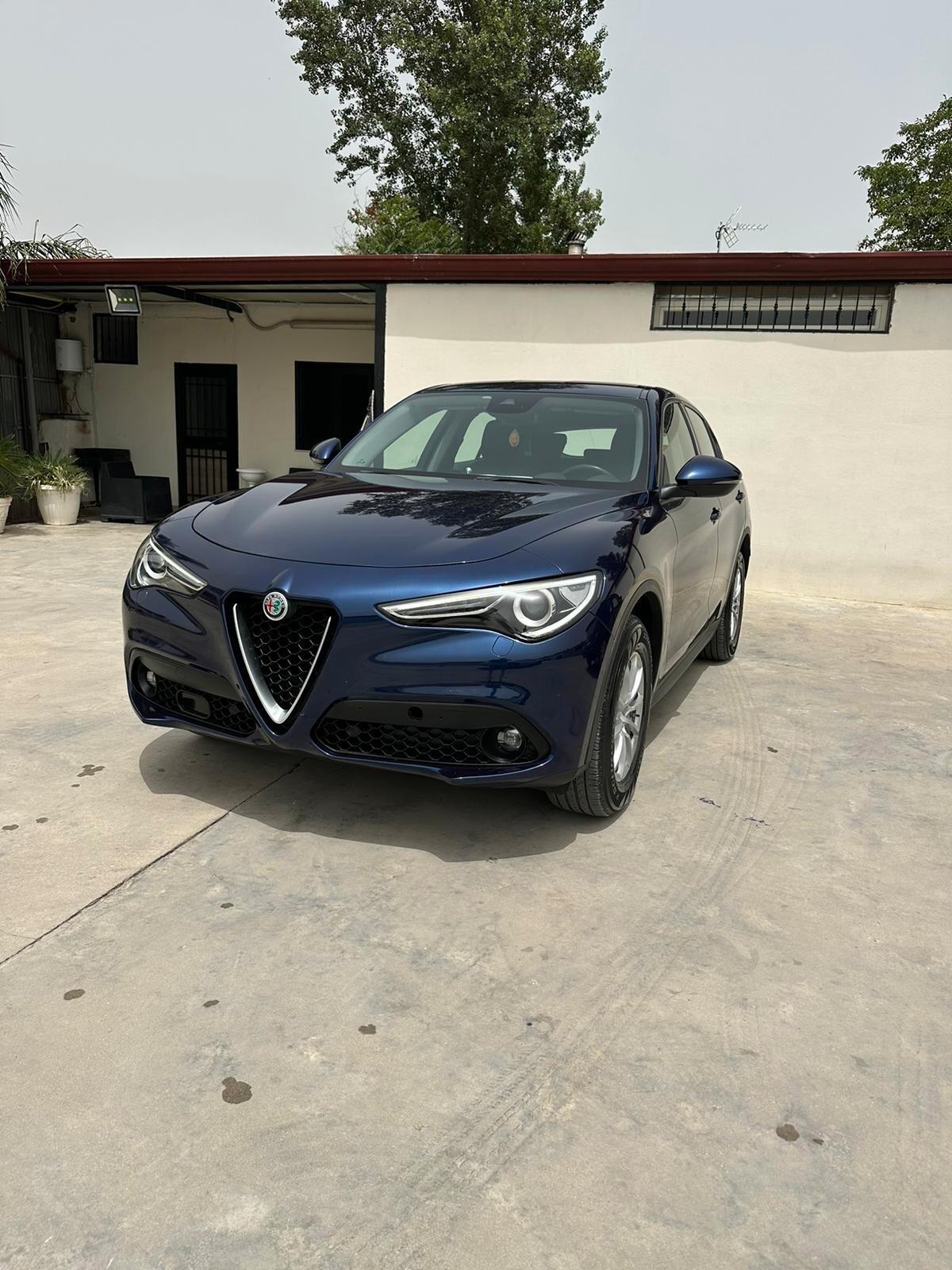 Alfa Romeo Stelvio 2.2 Turbodiesel 180 CV AT8 Q4 Executive